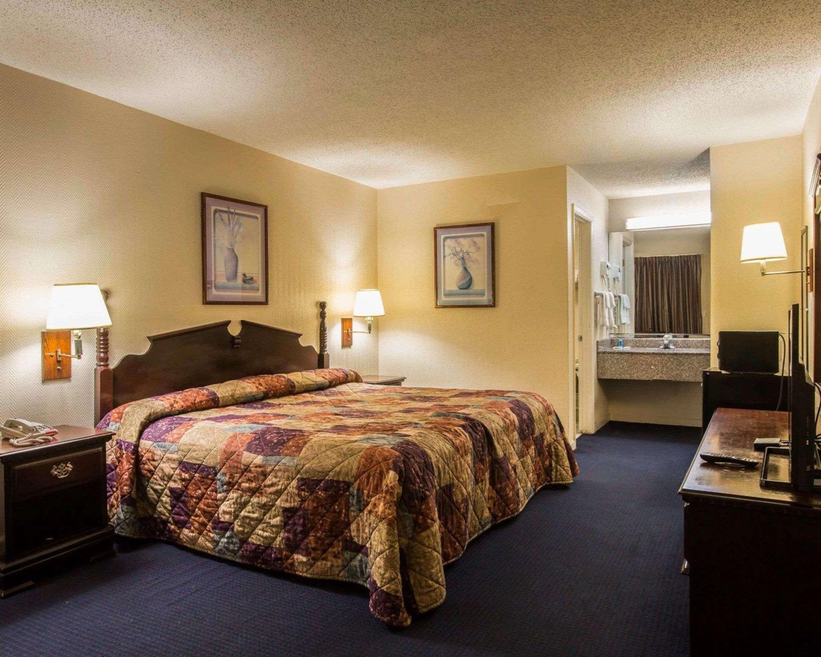 Rodeway Inn Phenix City Zewnętrze zdjęcie