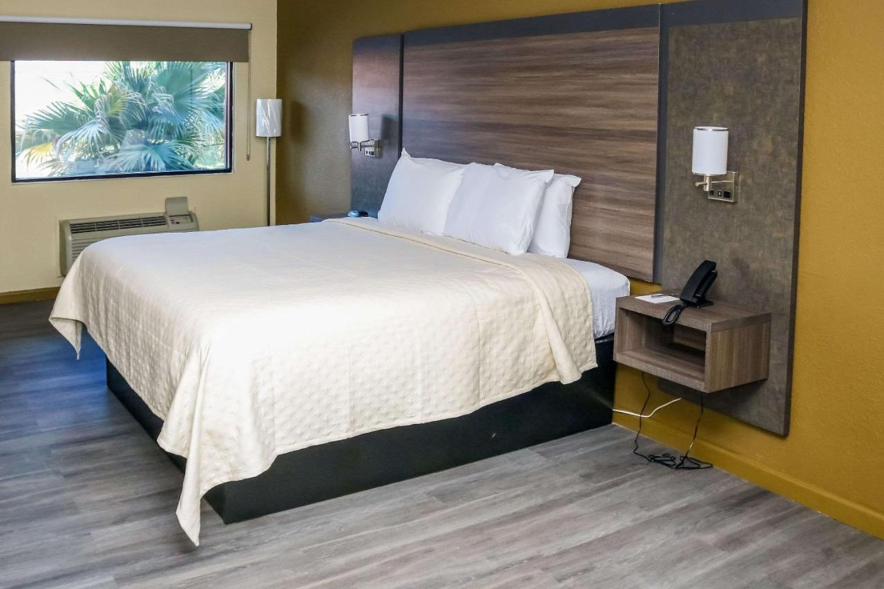 Rodeway Inn Phenix City Zewnętrze zdjęcie
